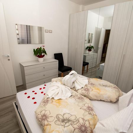 Junior Deluxe 3 Lägenhet Merano Exteriör bild